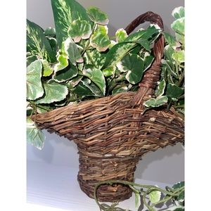 Multicolored Basket Faux Green Leaf Plants Home Decoration 🍃